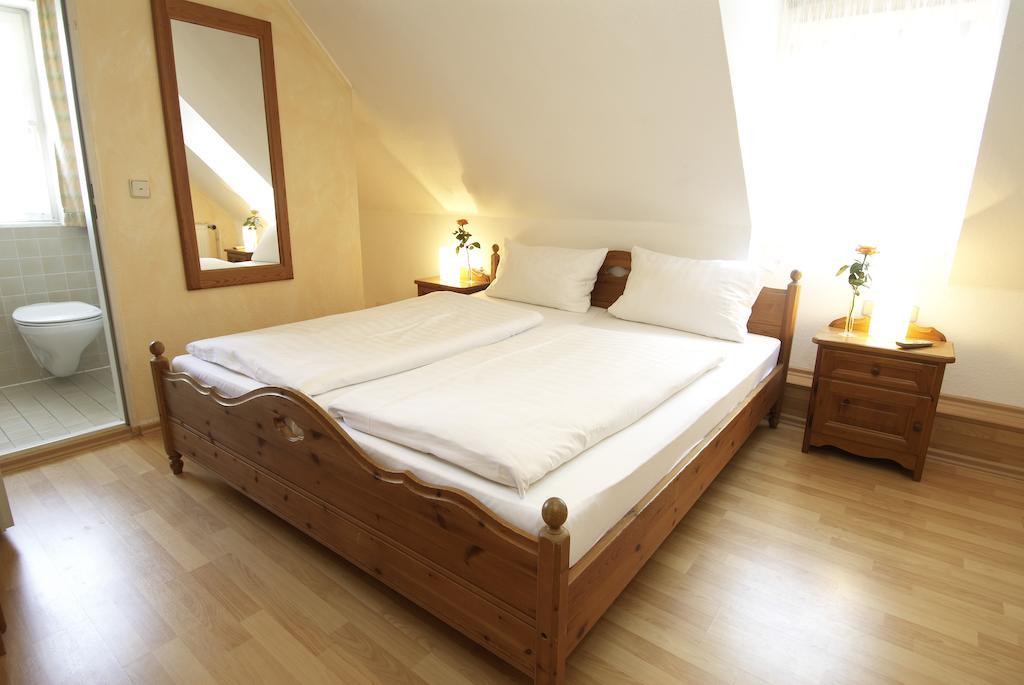 Hotel Regina Цирндорф Номер фото